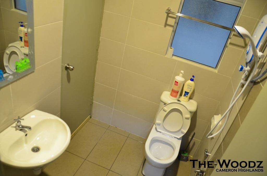 The Woodz Homestay - 3 Bedroom Cao nguyên Cameron Phòng bức ảnh